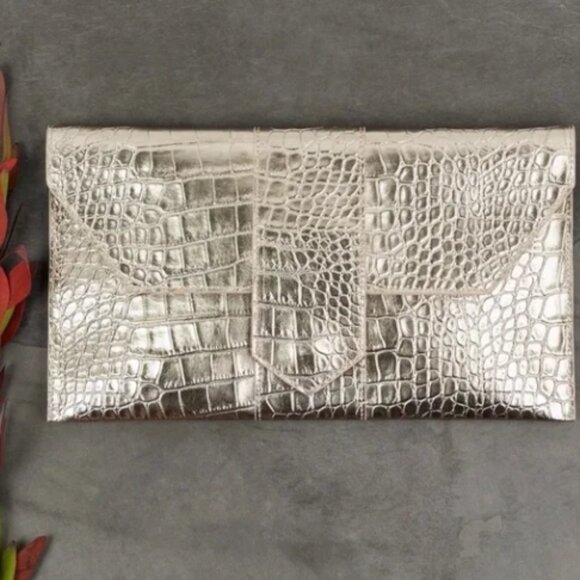 NWT JJ Winters Nikki Metallic Crocodile Clutch Vegan Leather - Picture 11 of 11